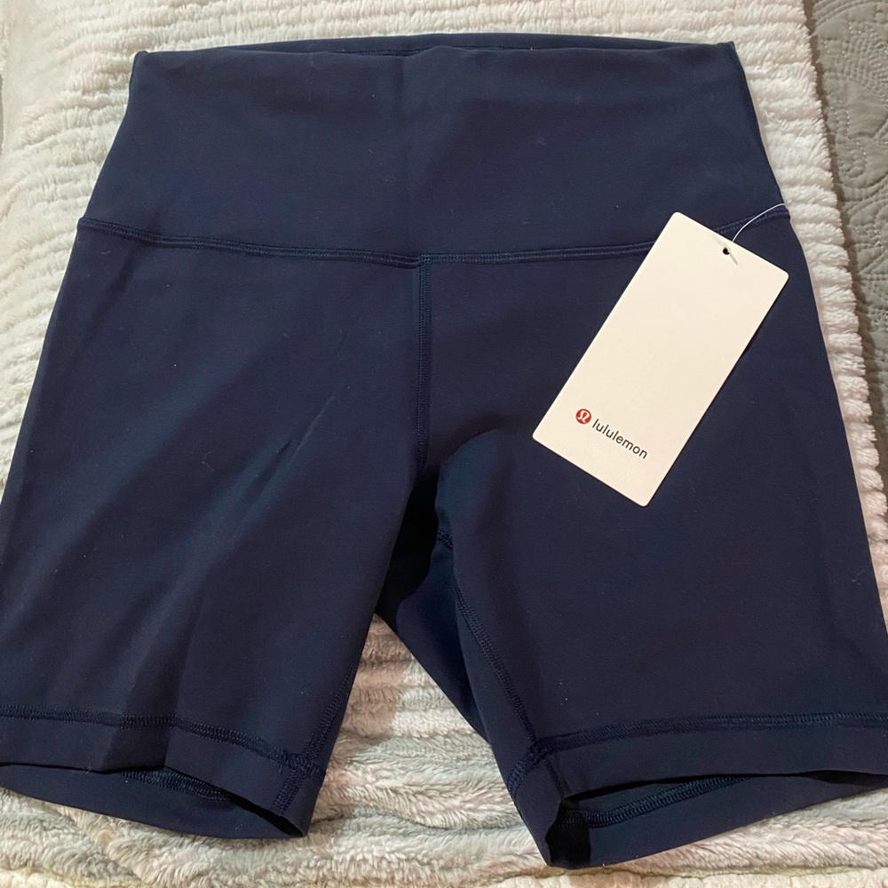 Navy Lululemon wunder train shorts